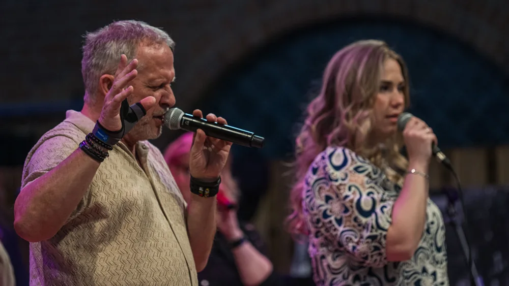 Twee vocalisten samen